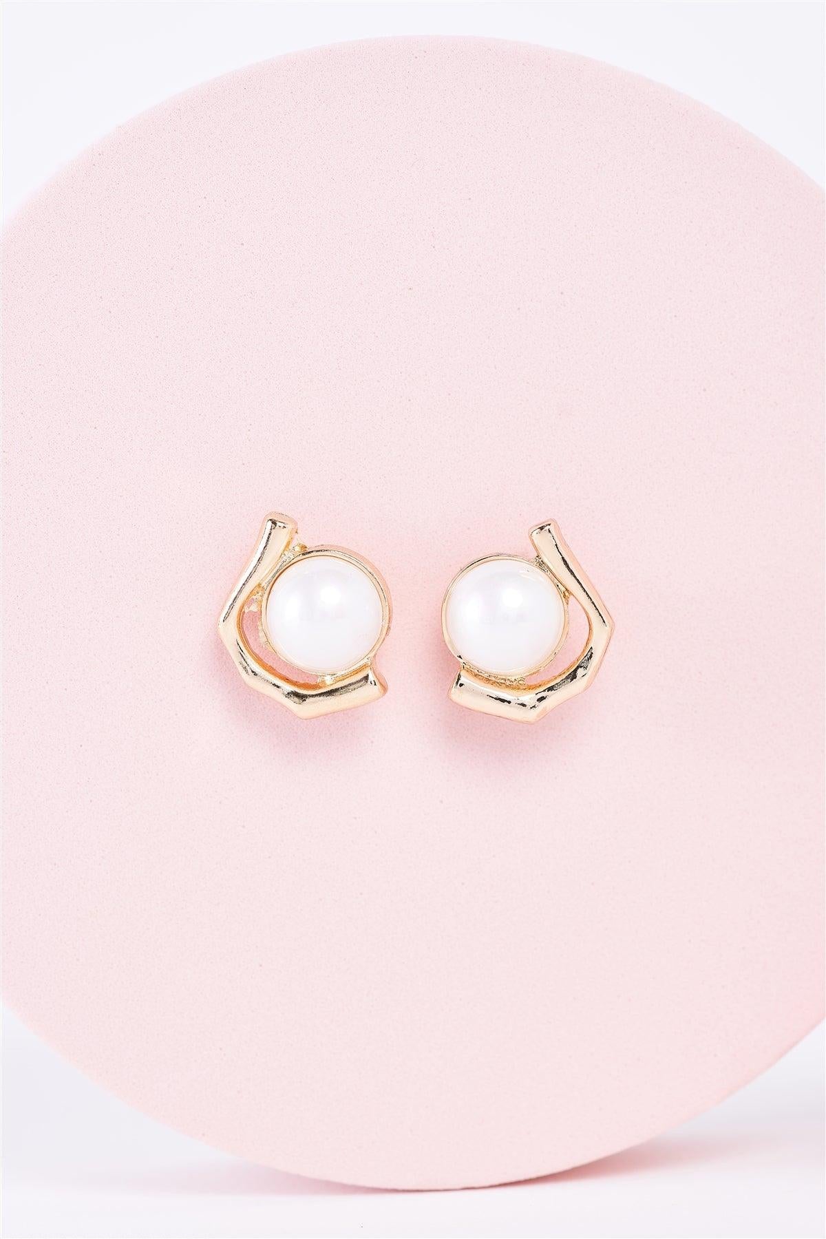 Gond & Pearl Geo Stud Earrings